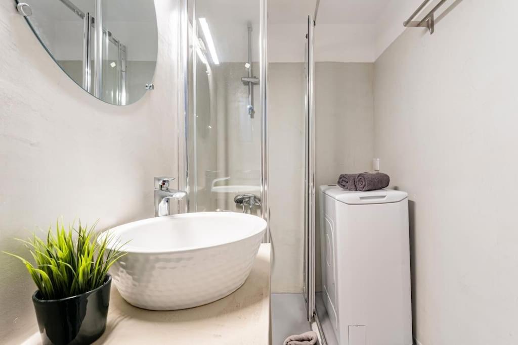 Downtown Cute Apt In The Heart Of Plaka 아테네 외부 사진