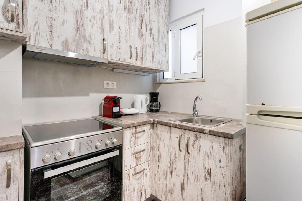 Downtown Cute Apt In The Heart Of Plaka 아테네 외부 사진