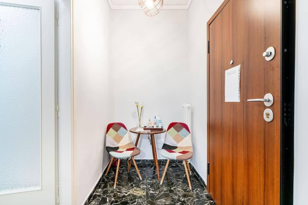 Downtown Cute Apt In The Heart Of Plaka 아테네 외부 사진